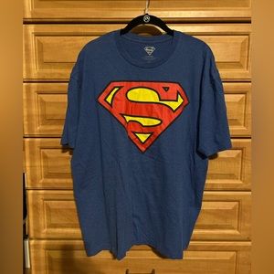 Men’s XL blue Superman T-shirt